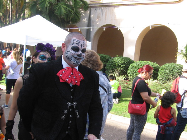 A spontaneous Dia de los Muertos smile. Just some of the fun caught by my camera during Balboa Park Halloween Family Day.